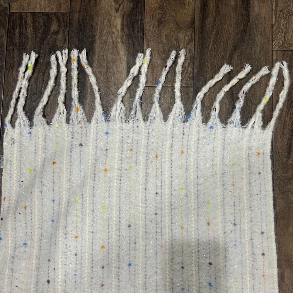 Crown and Ivy Cream Speckled Fringe Scarf One Size‎ Polyester